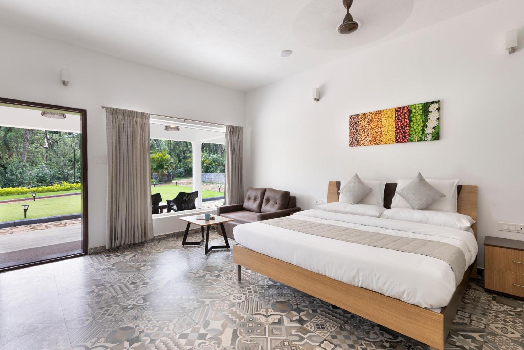 Hotel Tusker Trail By Luxunlock Suntikoppa Exterior foto